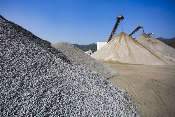 河砂禁采，機(jī)制砂興起，投資制砂設(shè)備，請認(rèn)準(zhǔn)唐山金路