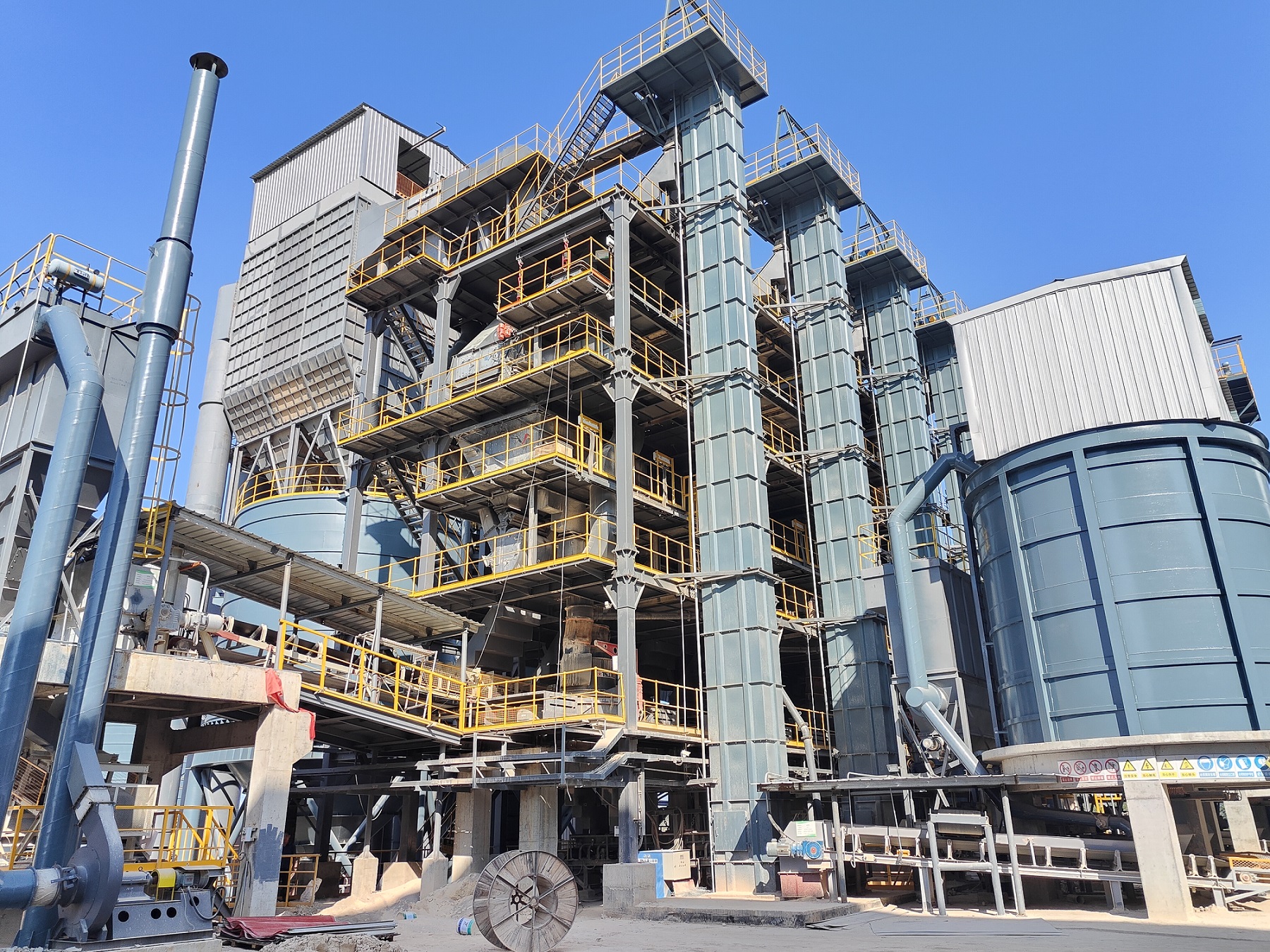 砂石行業(yè)又有“大動(dòng)作”？唐山金路干法制砂樓優(yōu)勢有哪些？