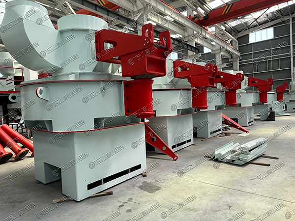 制砂選粉一體機(jī)：適合多種物料破碎，粒形圓潤(rùn)，針片狀少